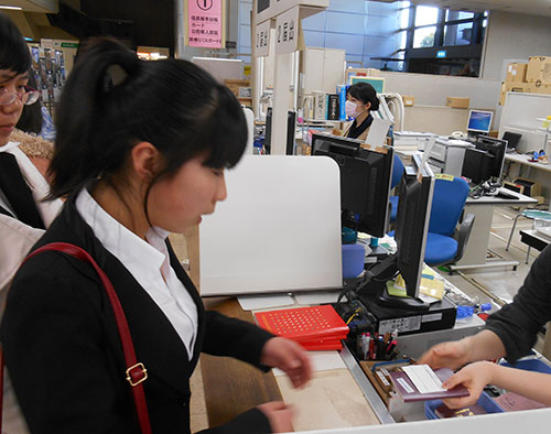 市役所での手続きを終え、今日から晴れて新居浜市民